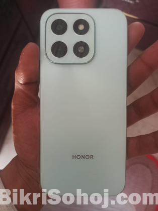 Honor. X6c